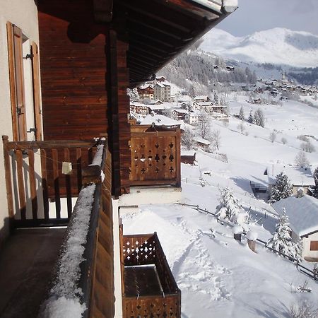 Hotel Alpe Fleurie Champoluc Exterior foto